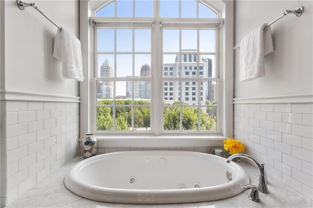 77 Peachtree Place NE Unit 411
