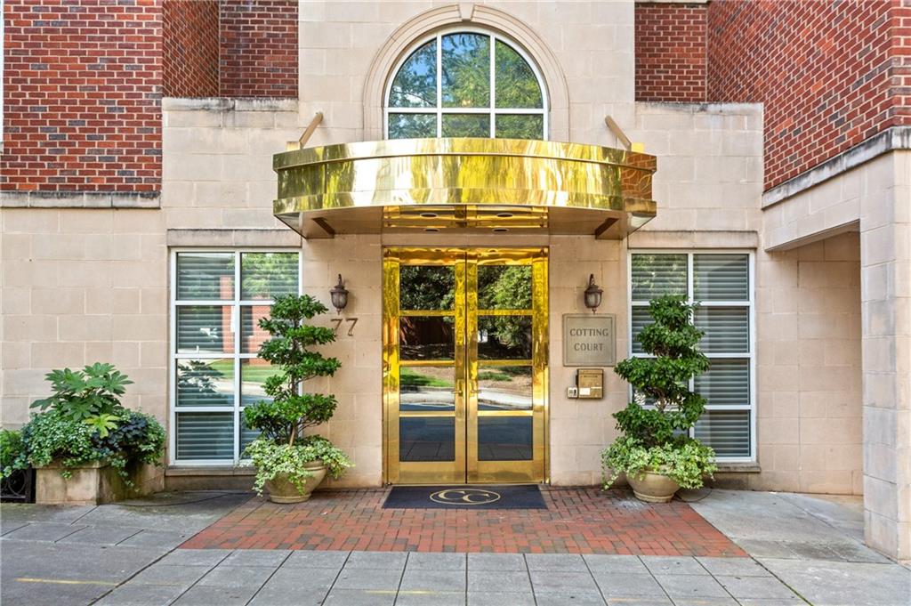 77 Peachtree Place NE Unit 411