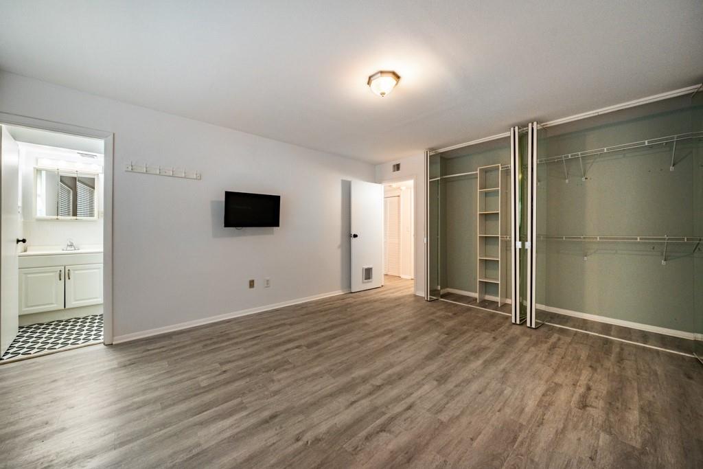 115 Biscayne Drive NW Unit F6