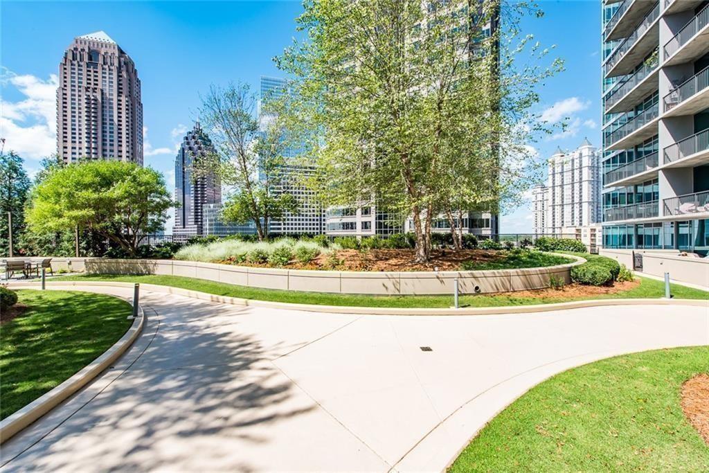 1080 Peachtree Street NE Unit 1304