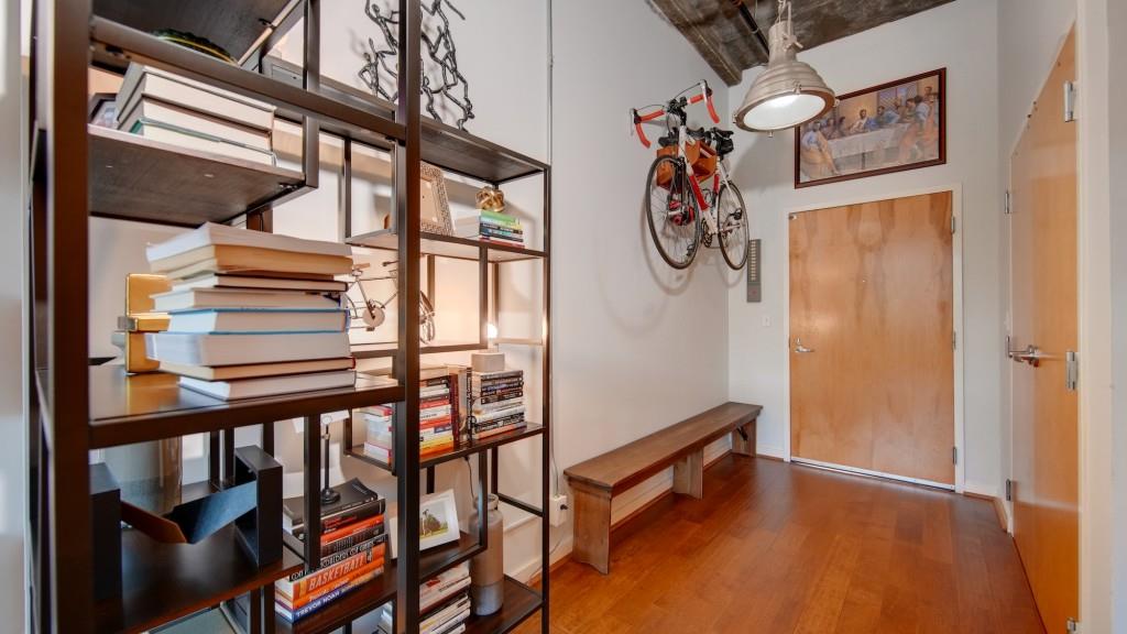 660 Glen Iris Drive Unit 201