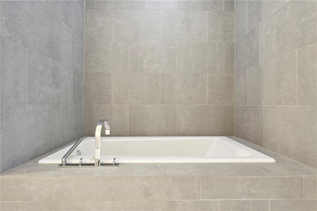 45 Ivan Allen Jr Boulevard Unit 1703