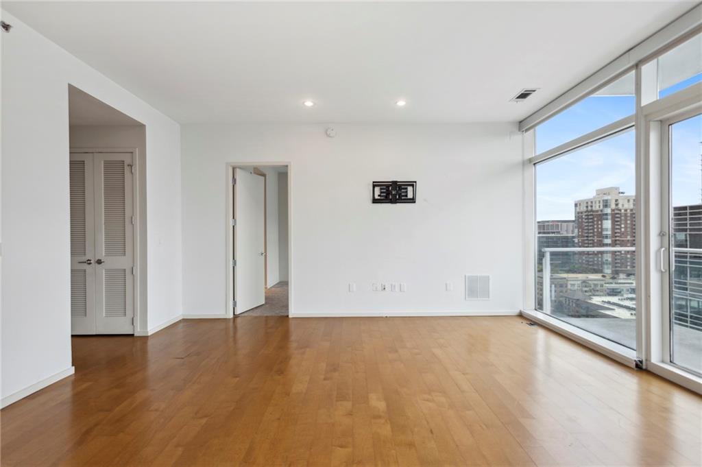 45 Ivan Allen Jr Boulevard Unit 1703
