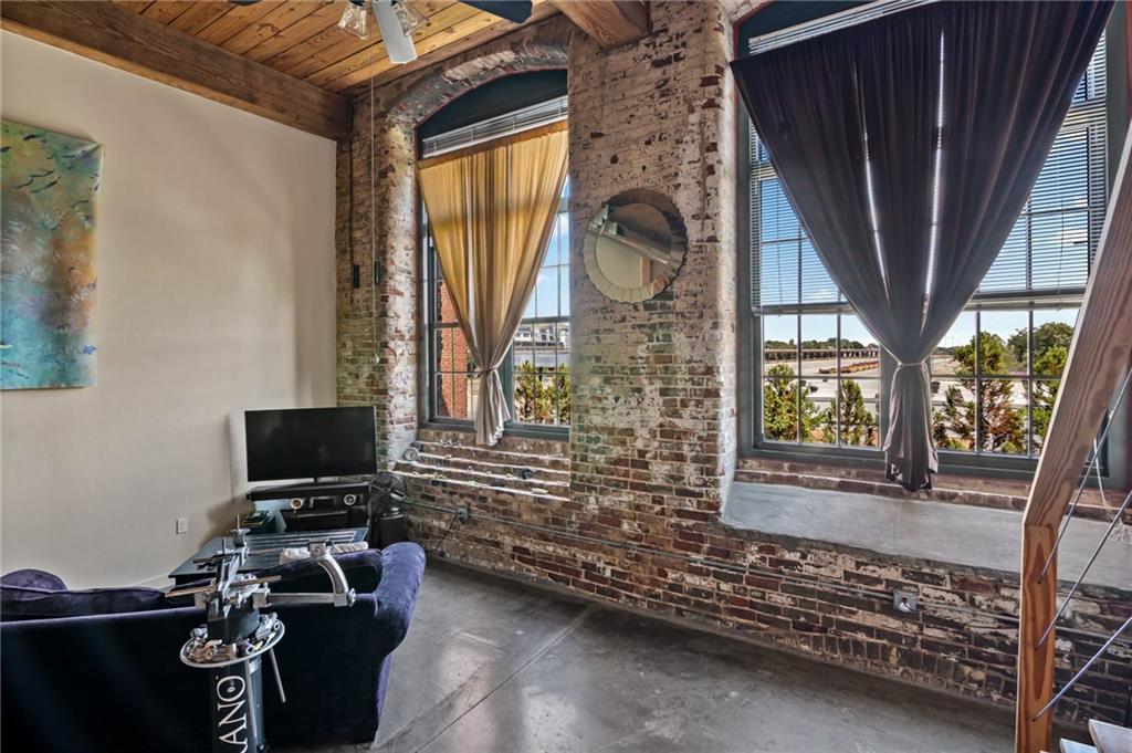 170 Boulevard SE Unit H319