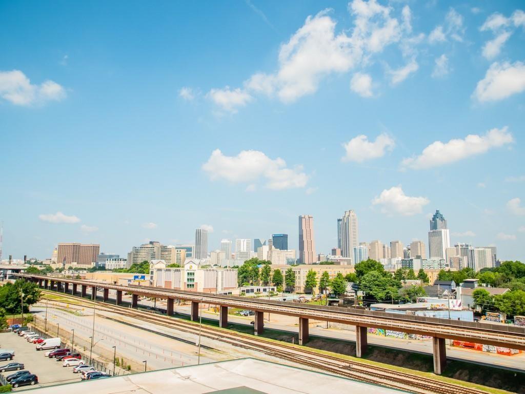 170 BOULEVARD SE Unit E105