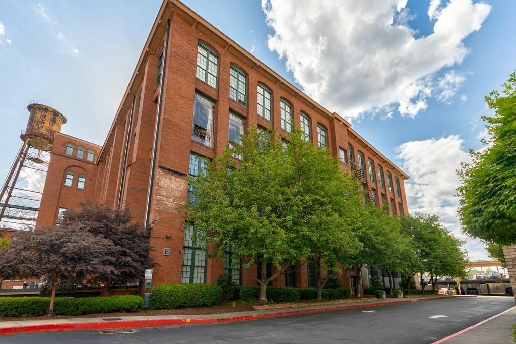 170 BOULEVARD SE Unit E105