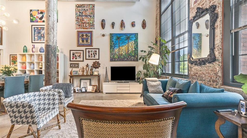 170 BOULEVARD SE Unit E105