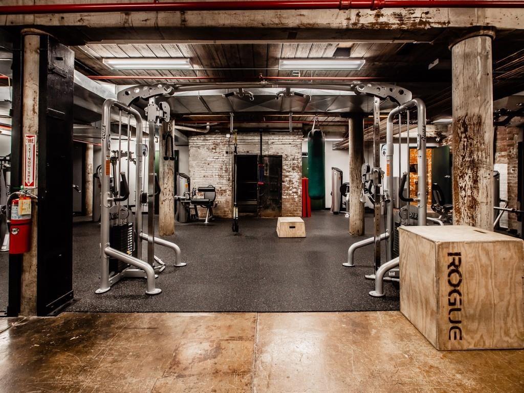 170 BOULEVARD SE Unit E105