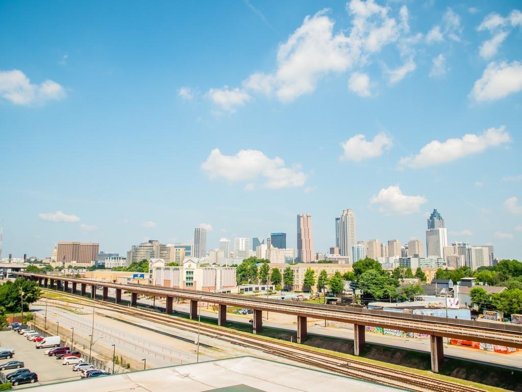 170 BOULEVARD SE Unit E105