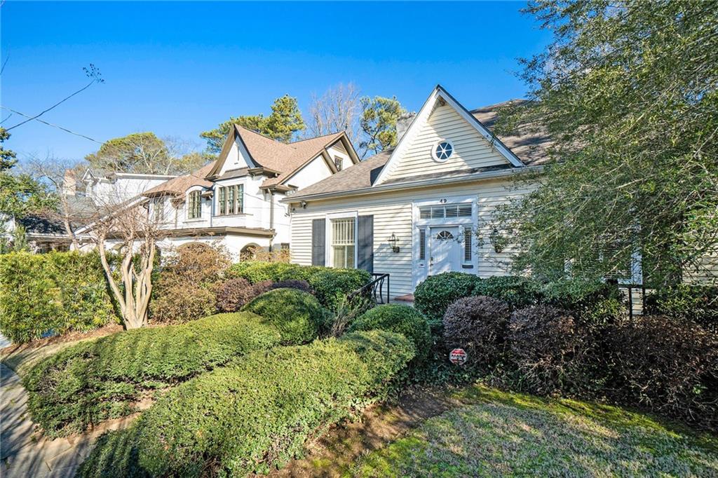 49 Avery Drive