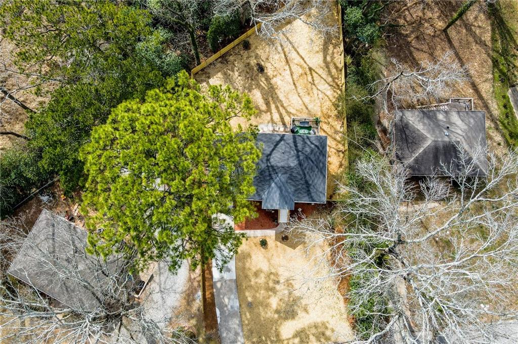 2077 W Flat Shoals Terrace