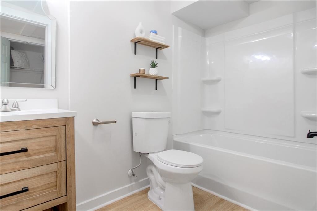 2077 W Flat Shoals Terrace