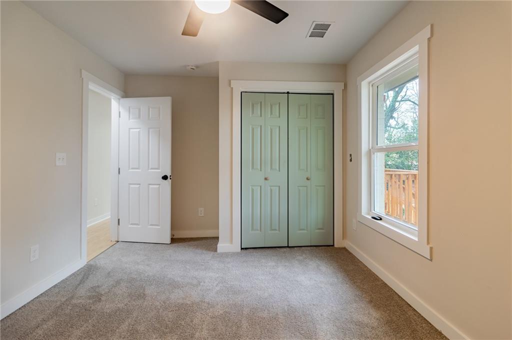 2077 W Flat Shoals Terrace