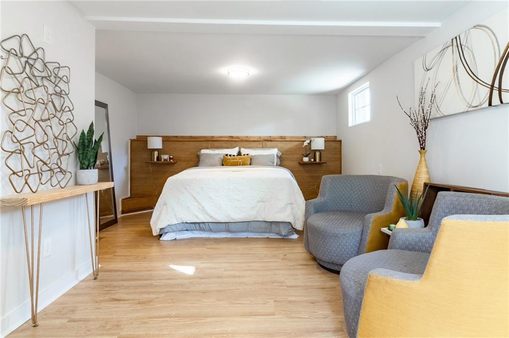 2077 W Flat Shoals Terrace