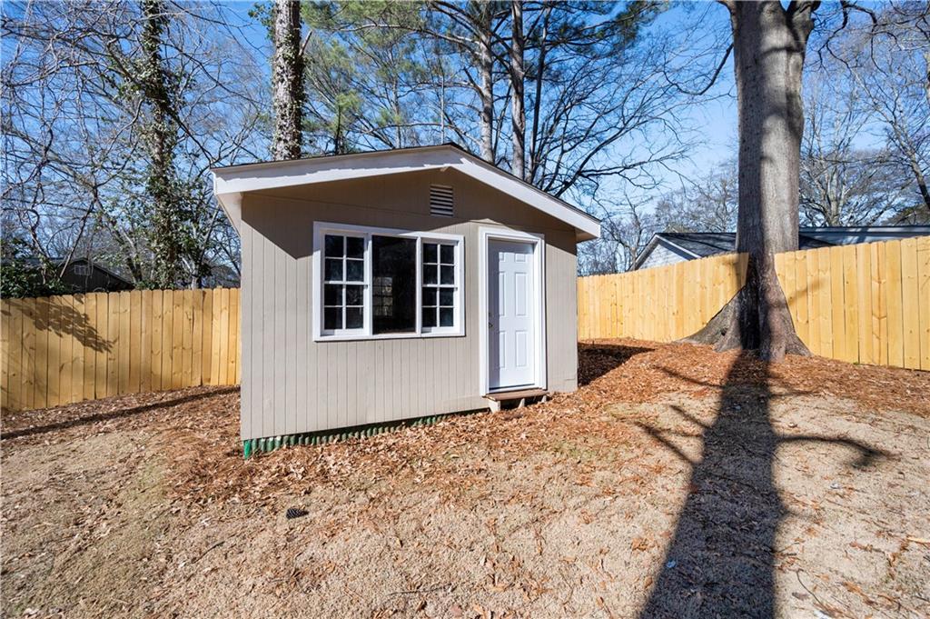582 Scott Circle