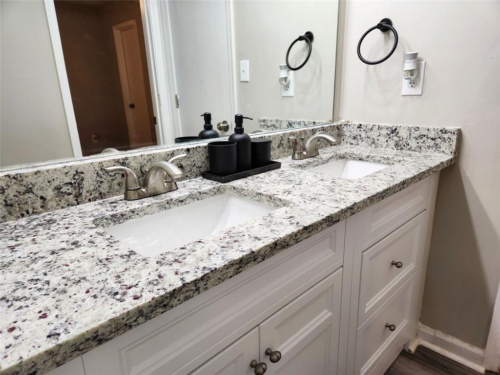 7750 ROSWELL Road Unit 5A