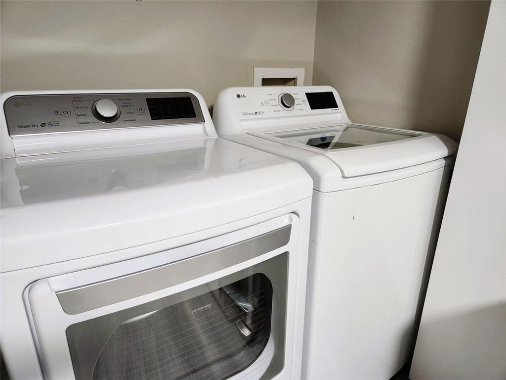 7750 ROSWELL Road Unit 5A