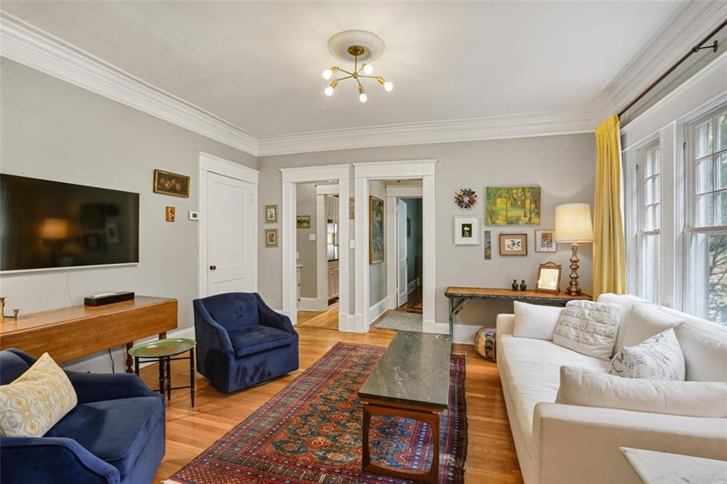 1046 North Avenue NE Unit 2C