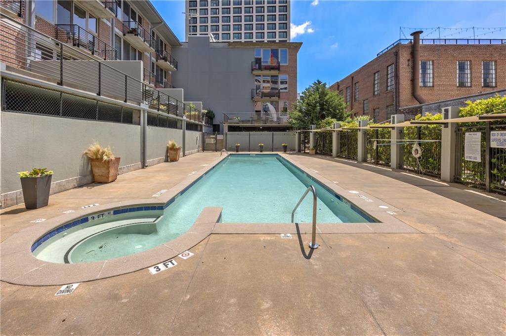 660 Glen Iris Drive NE Unit 207