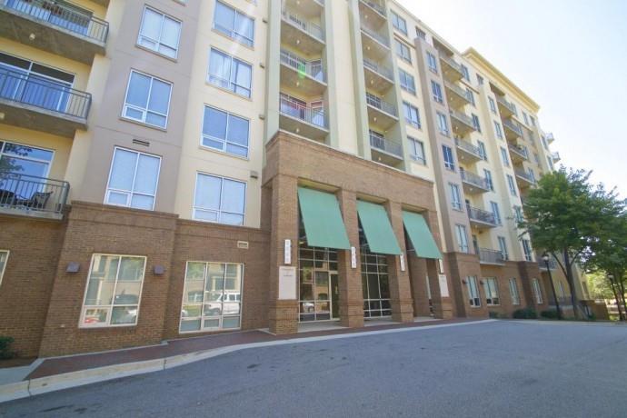 711 COSMOPOLITAN Drive NE Unit 716