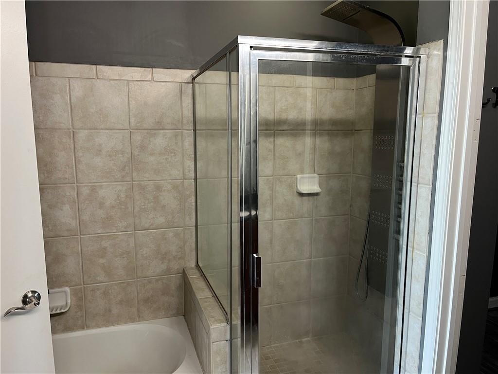 711 COSMOPOLITAN Drive NE Unit 716
