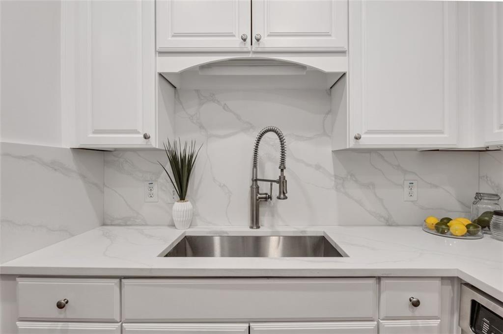 77 Peachtree Pl NE Unit 315