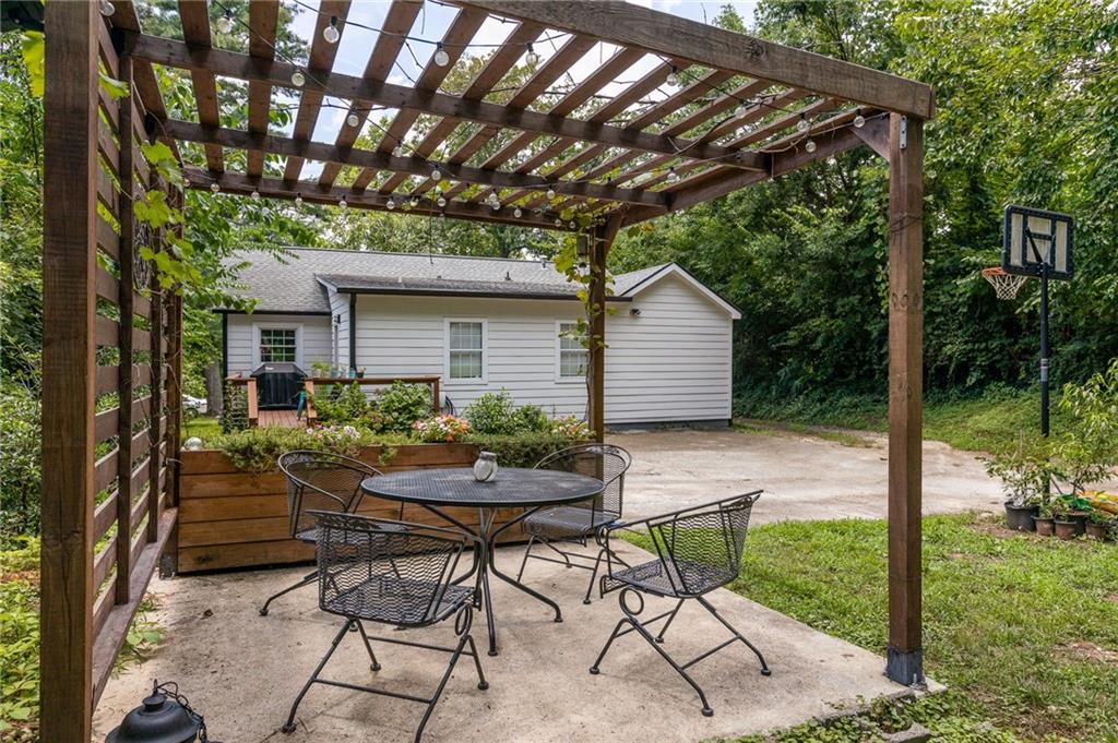 1948 Mcafee Place