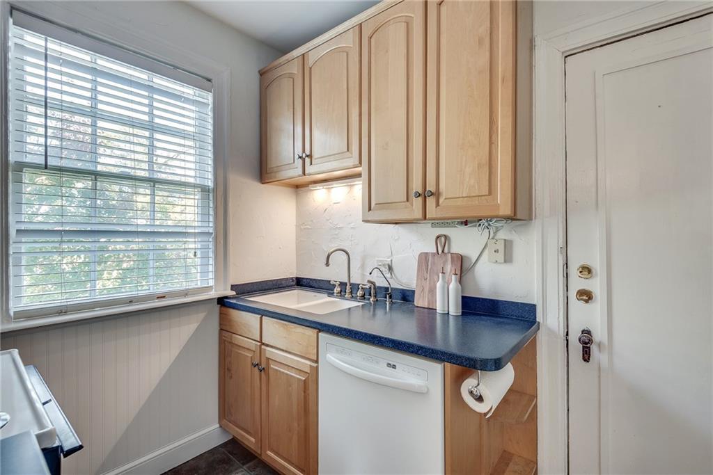 2230 Peachtree Road NE Unit C6