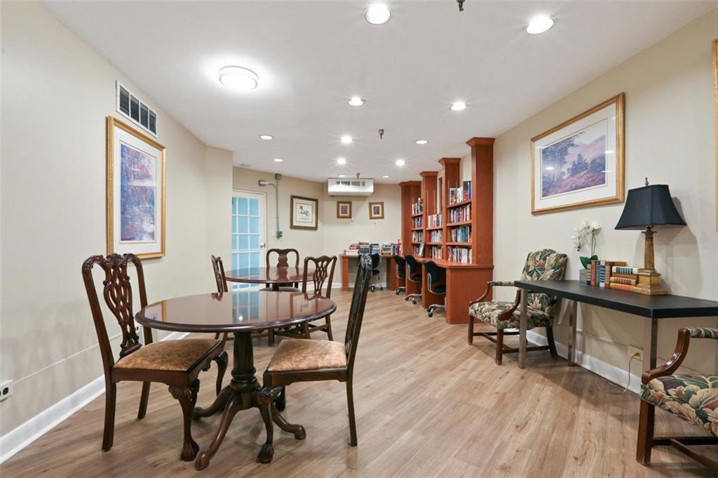 1501 Clairmont Road Unit 1027