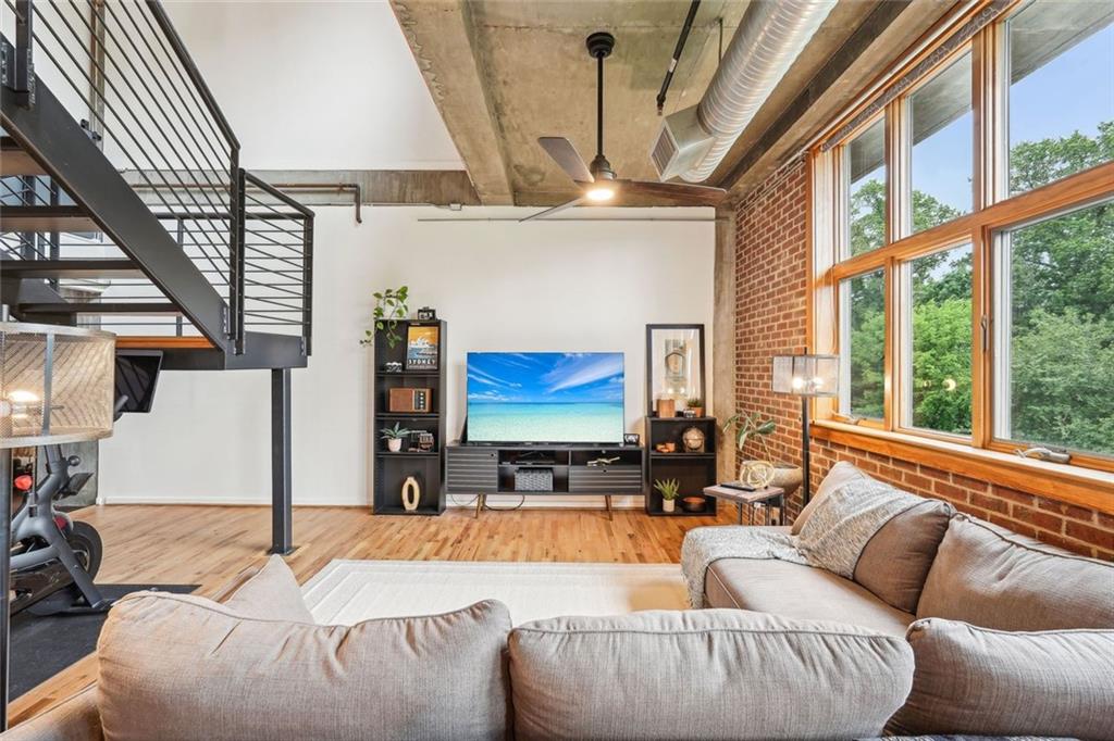 640 Glen Iris Drive NE Unit 609