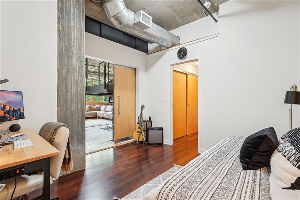 640 Glen Iris Drive NE Unit 609