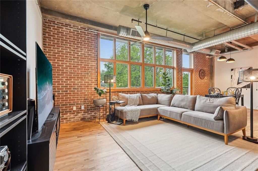 640 Glen Iris Drive NE Unit 609