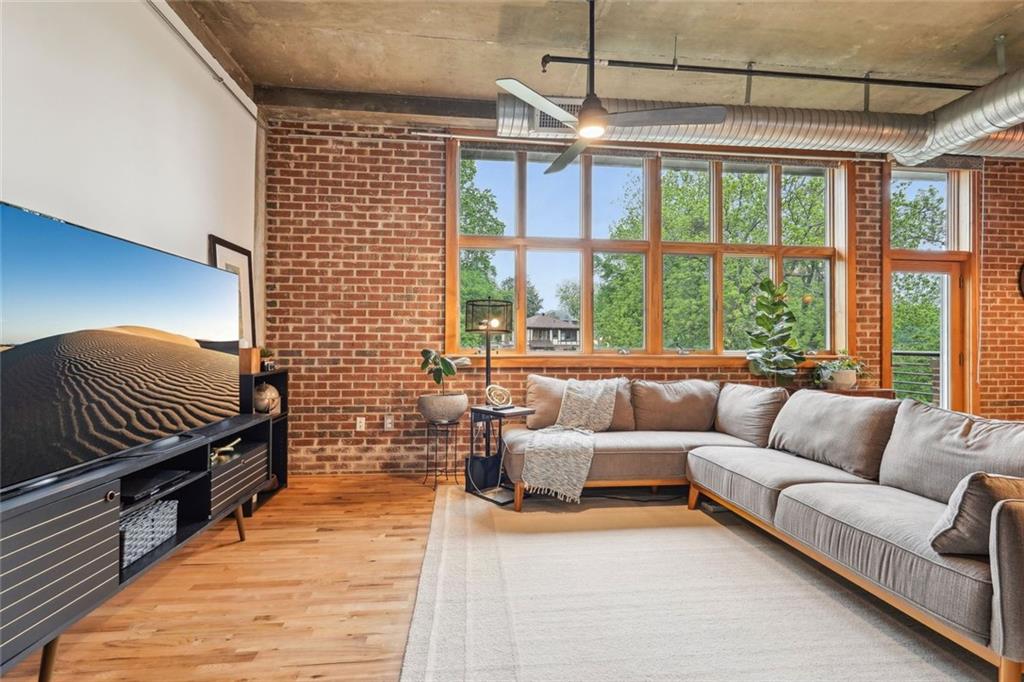 640 Glen Iris Drive NE Unit 609