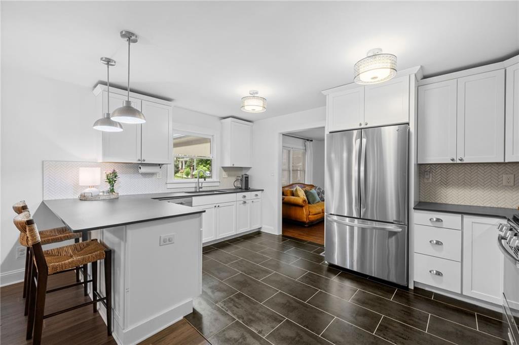 1450 Walker Street SE