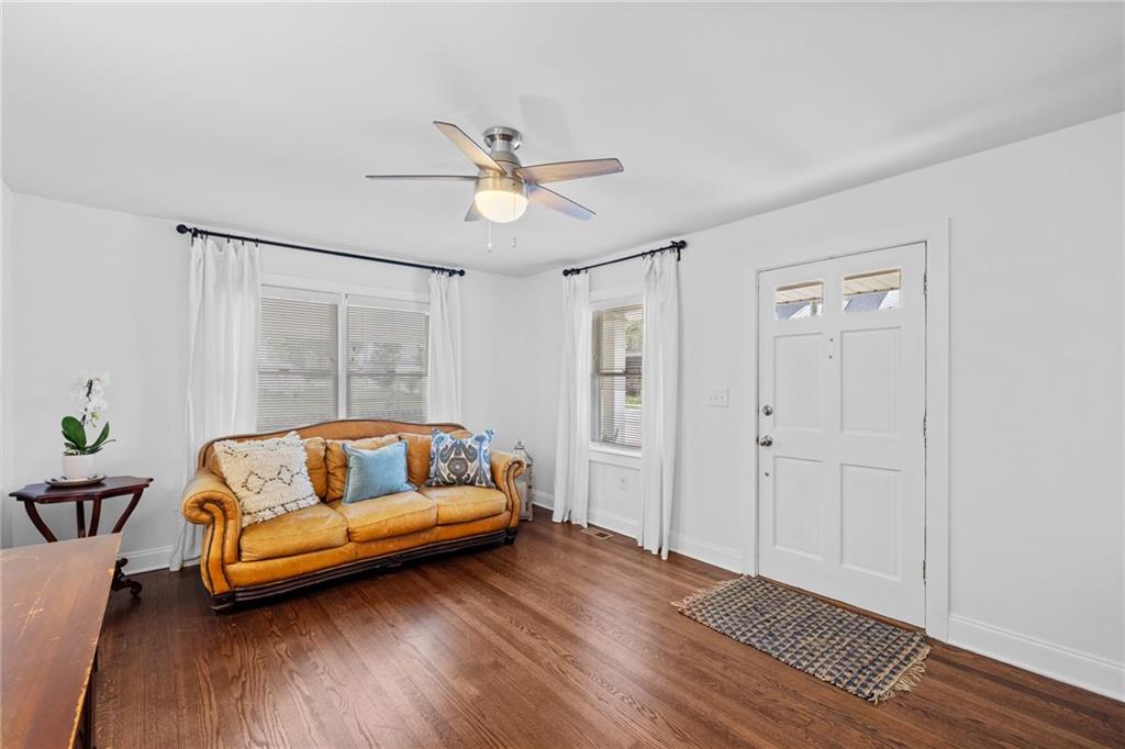 1450 Walker Street SE