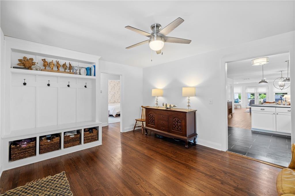 1450 Walker Street SE