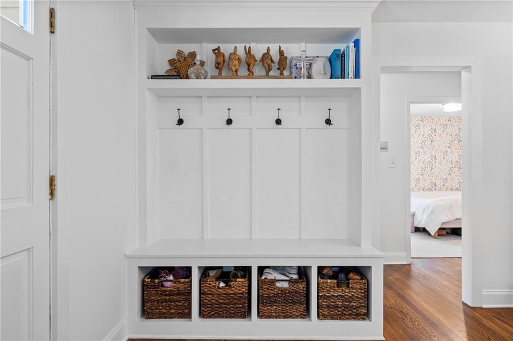 1450 Walker Street SE