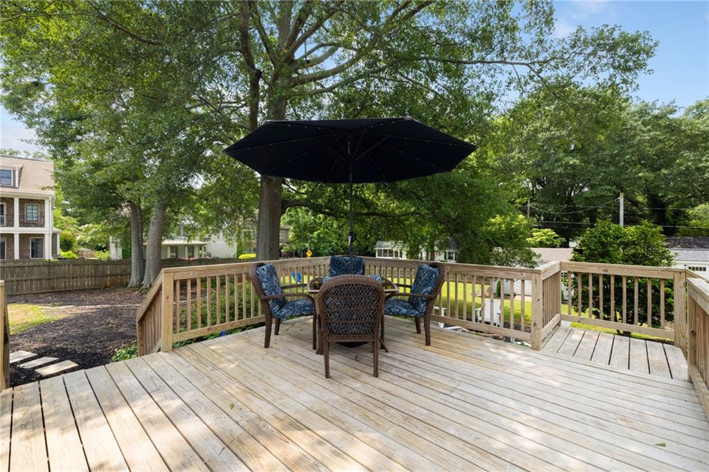 1450 Walker Street SE