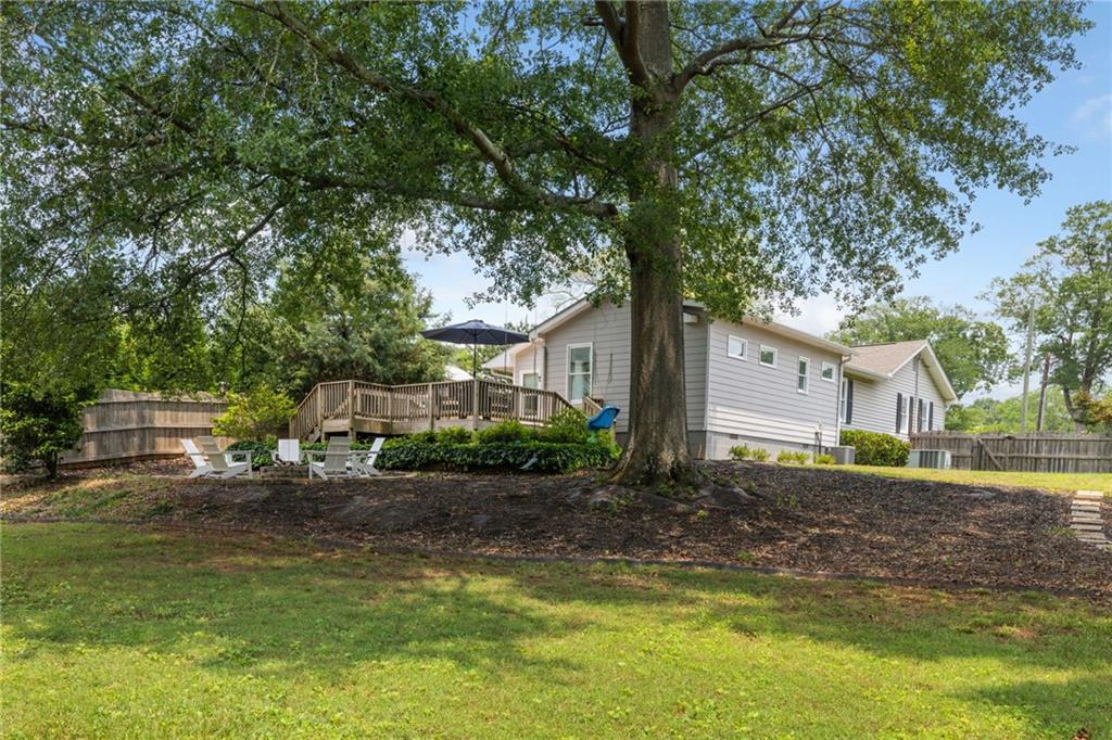 1450 Walker Street SE