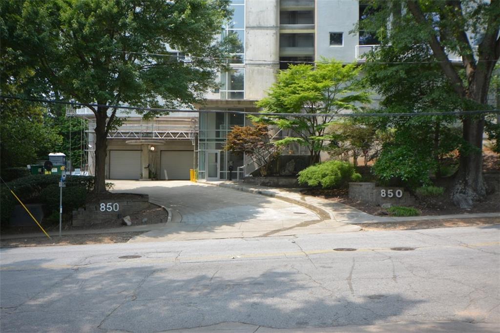 850 Ralph Mcgill Boulevard NE Unit 6