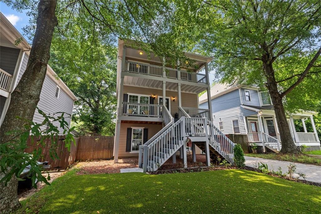 944 Herndon Street NW