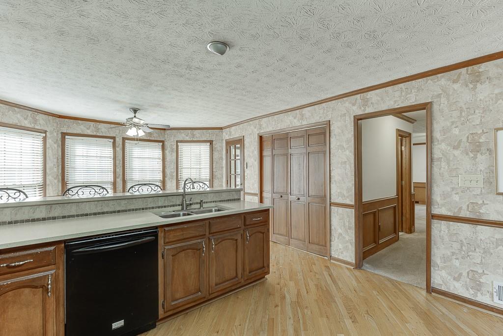 3250 Brownstone Court