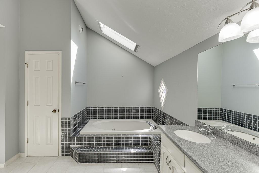3250 Brownstone Court
