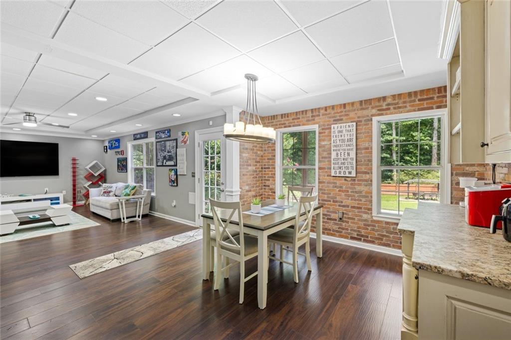 1567 Vine Leaf Drive