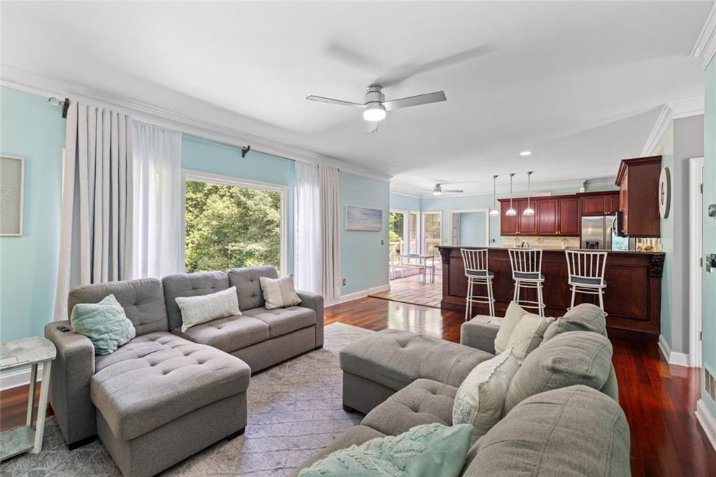 1567 Vine Leaf Drive