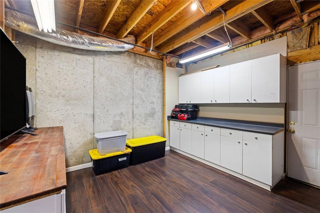 1567 Vine Leaf Drive