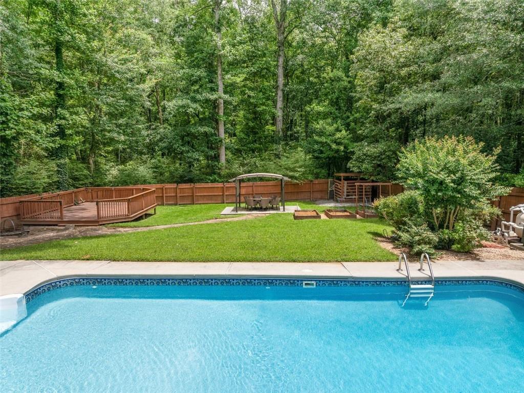 1567 Vine Leaf Drive