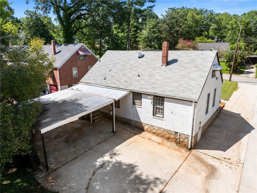 2427 Saint Patrick Street SE