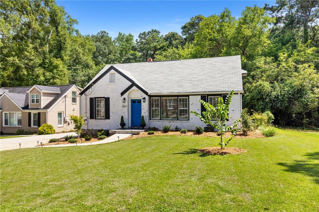 2427 Saint Patrick Street SE