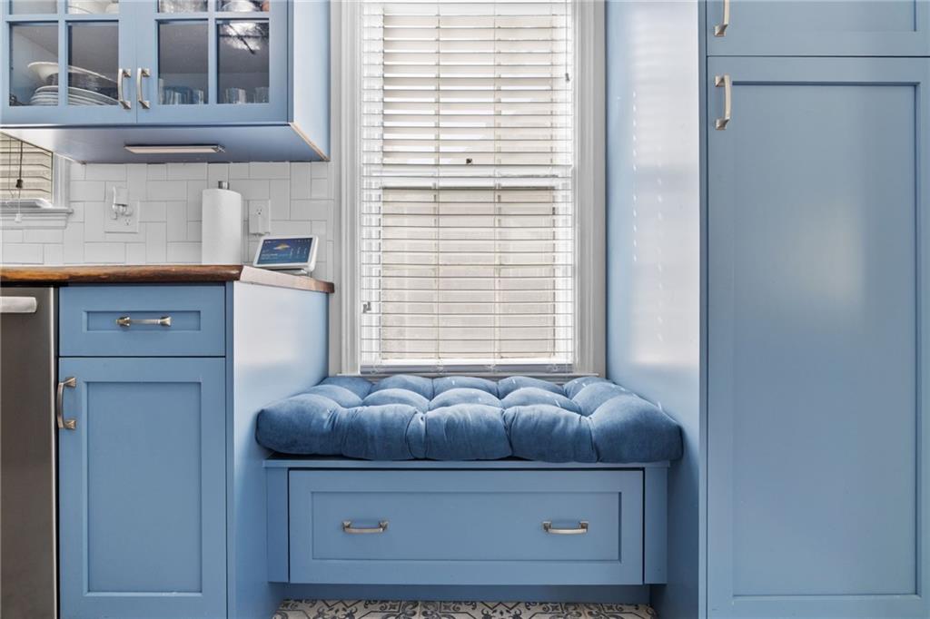 2427 Saint Patrick Street SE